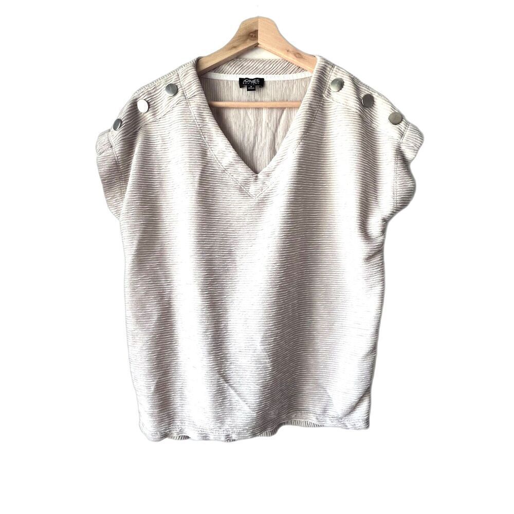 Women's short sleeve v-neck blouse cream casual comfort shoulder button size S